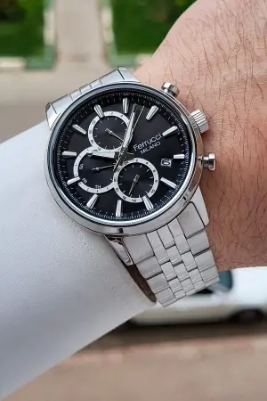 Kadranı Siyah Kordonu Gümüş Renk İç Göstergeleri Aktif 41 Mm Erkek Kol Saati