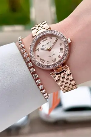 Rose Renk Kadın 30 Mm Kadın Kol Saati ve Hediye Bileklik