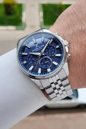 Kadranı Lacivert Kordonu Gümüş Renk 43 mm Erkek Kol Saati