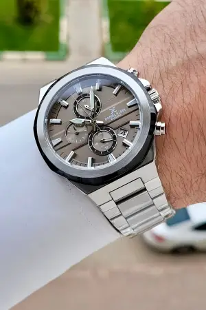 Kadranı Kahverengi Kordonu Gümüş Renk 44 Mm İç Göstergeleri Aktif Erkek Kol Saati