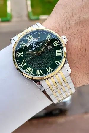 Kadranı Yeşil Kordonu Gold Beyaz Renk Takvim ve Gün Fonksiyonlu Hediye Paketli Erkek Kol Saati
