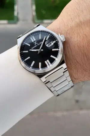 Kadranı Siyah Kordonu Gümüş Renk Hediye Paketli Erkek Kol Saati
