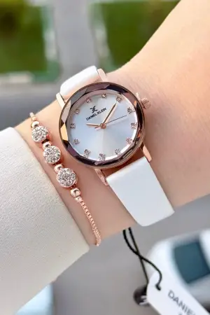 Kasası Rose Kordonu Beyaz Renk 28 Mm Hediye Paketli Kadın Kol Saati