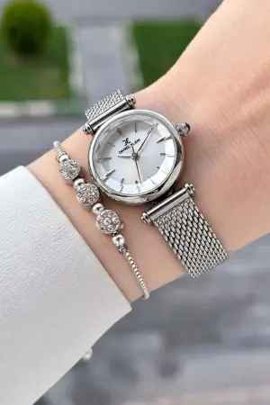 Gümüş Renk 26 Mm Hediye Paketli Kadın Kol Saati