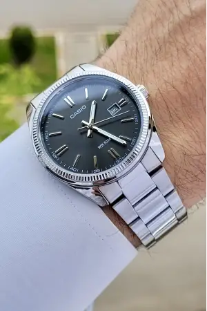 Casio CSISTE4 Rakamları Gümüş Renk Hediye Paketli Erkek Kol Saati
