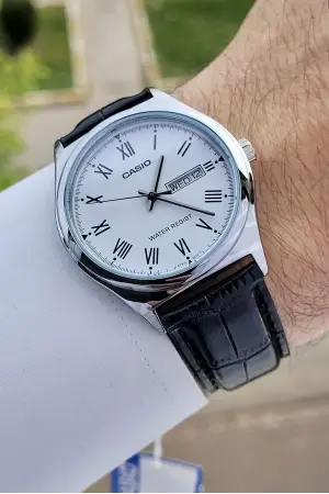 Casio CSISTE9 Kadranı Beyaz Kordonu Siyah Renk Hediye Paketli Erkek Kol Saati