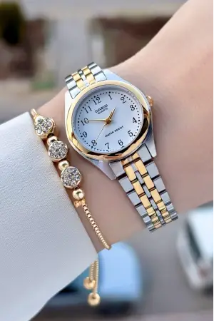 Casio Gold Gümüş Renk Garantili Rakamlı Kadın Kol Saati