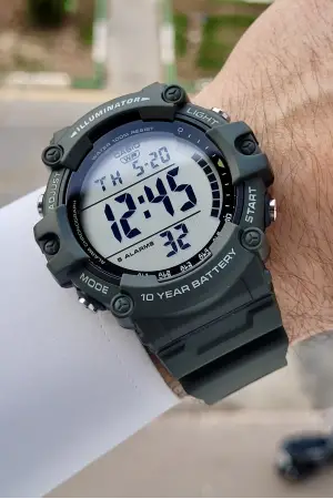 Casio Silikon Kordon 100 M Su Geçirmez Erkek Kol Saati 2 Yıl Garantili