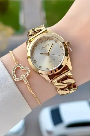 Gold Renk 30 Mm Kadın Kol Saati ve Bileklik