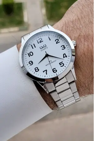 Gümüş Renk 40 mm Erkek Kol Saati