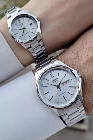 Casio CSISTE96 Gümüş Renk Gün ve Takvim Fonksiyonlu Hediye Paketli Sevgili Çift Kol Saati