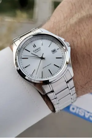Casio CSISTE85 Gümüş Renk Hediye Paketli Erkek Kol Saati