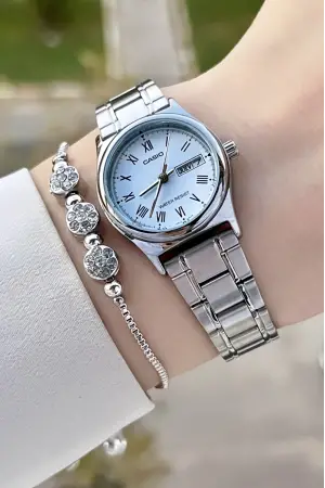Casio CSISTE142 Kadranı Mavi Kordonu Gümüş Renk Takvimli Kadın Kol Saati