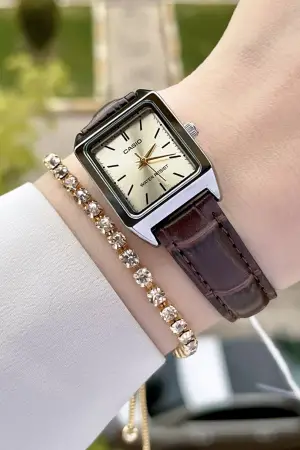 Casio CSISTE46 Kadranı Sarı Kordonu Kahverengi Renk Hediye Paketli Kadın Kol Saati