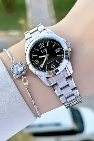 Casio CSISTE156 Kadranı Siyah Kordonu Gümüş Renk Kadın Kol Saati