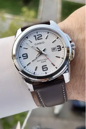 Casio CSISTE52 Kasası Gümüş Kordonu Kahverengi Renk 5 ATM Hediye Paketli Erkek Kol Saati
