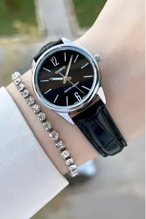 Casio CSISTE153 Kasası Gümüş Kordonu Siyah Renk Kadın Kol Saati