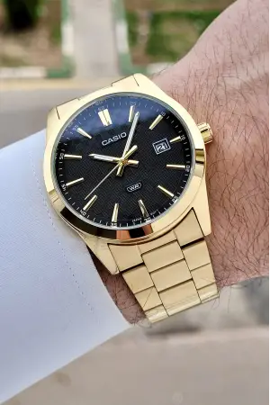Casio Kadranı Siyah Kordonu Gold Renk Erkek Kol Saati