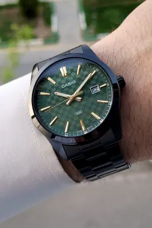 Casio Kadranı Yeşil Kordonu Siyah Renk Erkek Kol Saati