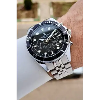 Kadranı Siyah Kordonu Gümüş Renk 45 mm Erkek Kol Saati