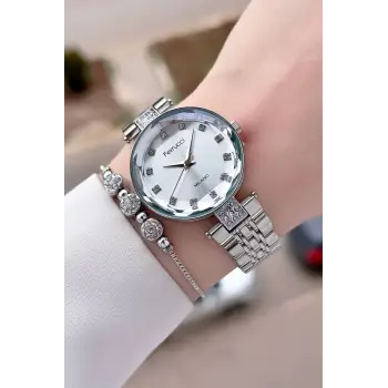 Gümüş Renk 32 Mm Kadın Kol Saati Ve Bileklik