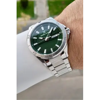 Kadranı Yeşil Kordonu Gümüş Renk 43 Mm İç Göstergeleri Aktif Erkek Kol Saati