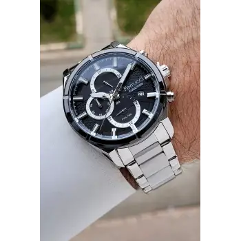 Kadranı Siyah Kordonu Gümüş Renk 43 Mm İç Göstergeleri Aktif Erkek Kol Saati