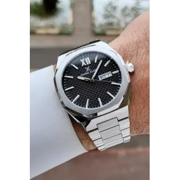 Kadranı Siyah Kordonu Gümüş Renk 43 mm Erkek Kol Saati