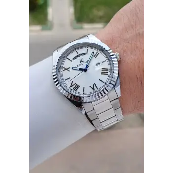 Gümüş Renk 42,5 Mm 5 ATM Erkek Kol Saati