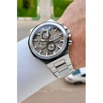 Kadranı Kahverengi Kordonu Gümüş Renk 44 Mm İç Göstergeleri Aktif Erkek Kol Saati