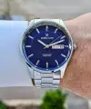 Kadranı Lacivert Kordonu Gümüş Renk Takvim Ve Gün Fonksiyonlu 44 Mm Erkek Kol Saati