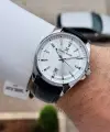 Gümüş Renk 42 mm Takvimli Erkek Kol Saati