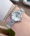 Gümüş Renk 26 Mm Kadın Kol Saati ve Bileklik