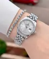 Gümüş Renk 30 Mm Kadın Kol Saati ve Bileklik