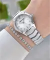 Gümüş Renk 30 mm Hediye Paketli Kadın Kol Saati