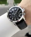 Kasası Gümüş Kordonu Siyah Renk 43 Mm İç Göstergeleri Aktif Erkek Kol Saati