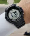 Siyah Renk 100 Metre Su Geçirmez Erkek Kol Saati