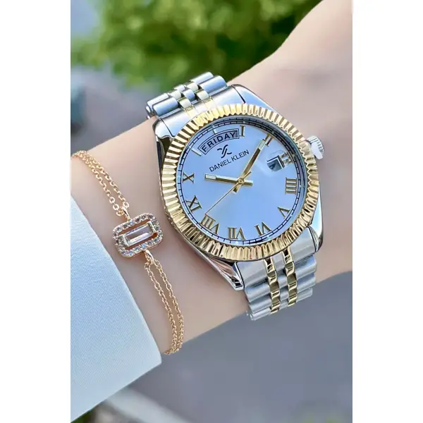 Daniel Klein DK1ISTE183 Kadranı Gümüş Renk Takvim Ve Gün Fonksiyonlu Kadın Kol Saati ve Bileklik