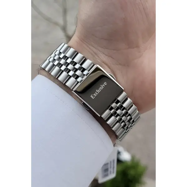 Daniel Klein DKISTE395 Fonksiyonları Aktif 2 Yıl Garantili Kadranı Siyah Kordonu Gümüş Renk Erkek Kol Saati