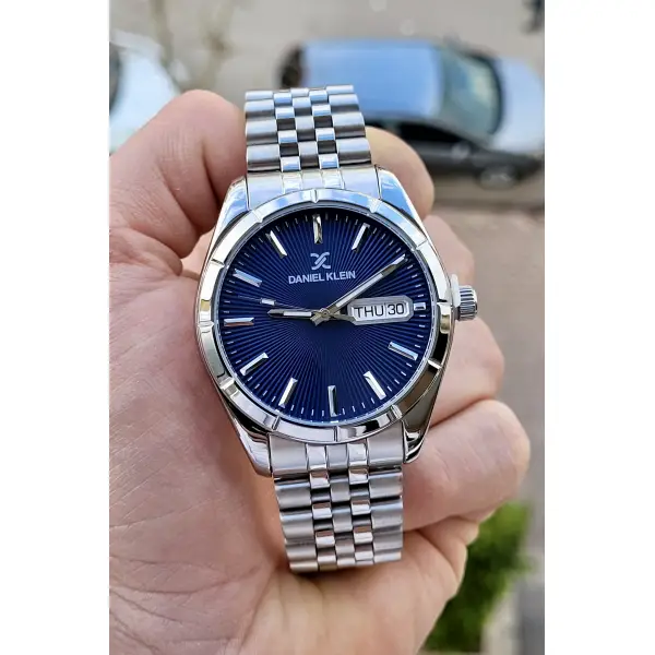 Daniel Klein DKISTE391 Takvimli Ve Gün Foksiyonlu Kadranı Lacivert Renk Erkek Kol Saati
