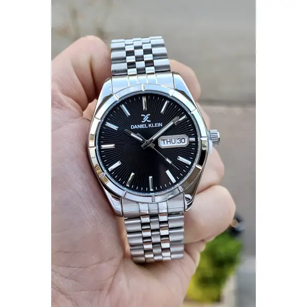 Daniel Klein DKISTE390 Takvimli ve Gün Foksiyonlu Erkek Kol Saati