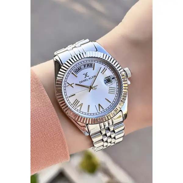 Daniel Klein DKISTE517 Takvim ve Gün Fonksiyonlu Kadın Kol Saati