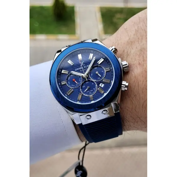 Daniel Klein DKISTE254 Kordonu Lacivert Renk İç Göstergeleri Aktif Fonksiyonlu Erkek Kol Saati