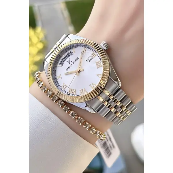 Daniel Klein DKISTE183 Kadranı Gümüş Renk Takvim Ve Gün Fonksiyonlu Kadın Kol Saati ve Bileklik