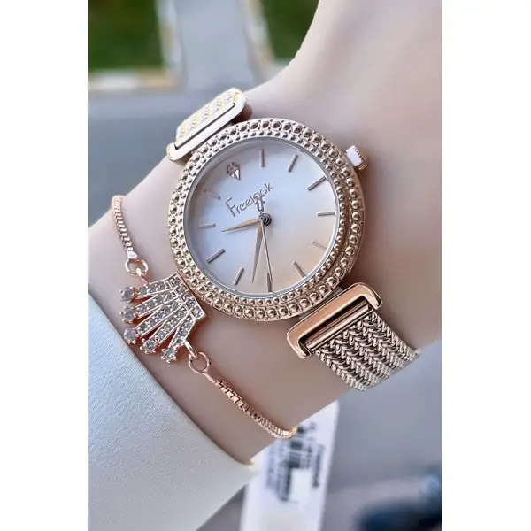 Freelook FLISTE1 Rose Renk Çelik Kordon 5 ATM Su Geçirmez Kadın Kol Saati ve Bileklik