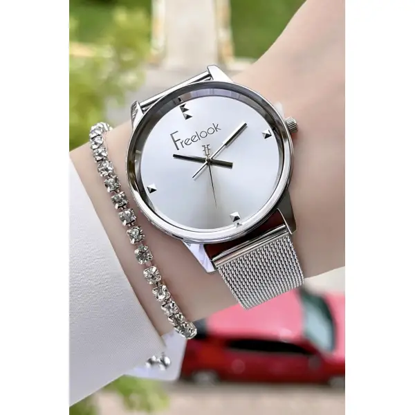 Freelook FLISTE19 Gümüş Renk 5 ATM Su Geçirmez Kadın Kol Saati ve Bileklik