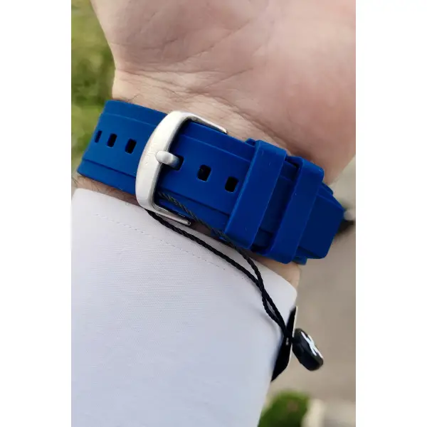 Daniel Klein DKISTE730 Kasası Gümüş Kordonu Lacivert Renk Büyük Kasa Erkek Kol Saati