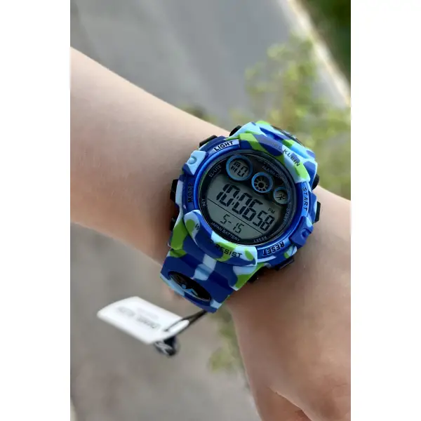 Daniel Klein DKISTE770 Açık Mavi Renk 4 Farklı Işıklı 5 ATM Çocuk Kol Saati