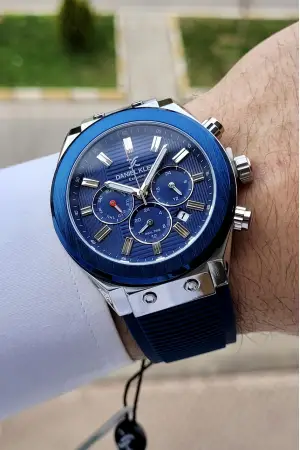 Daniel Klein DKISTE254 Kordonu Lacivert Renk İç Göstergeleri Aktif Fonksiyonlu Erkek Kol Saati