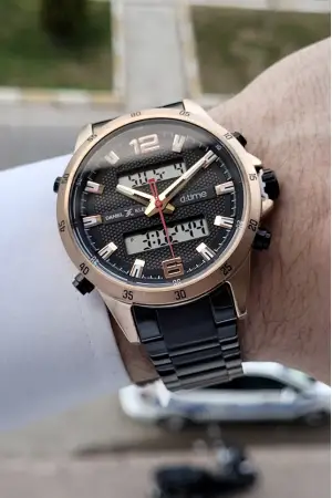 Daniel Klein DKISTE410 Kasası Rose Kordonu Siyah Renk Analog ve Dijital Dual Time Erkek Kol Saati